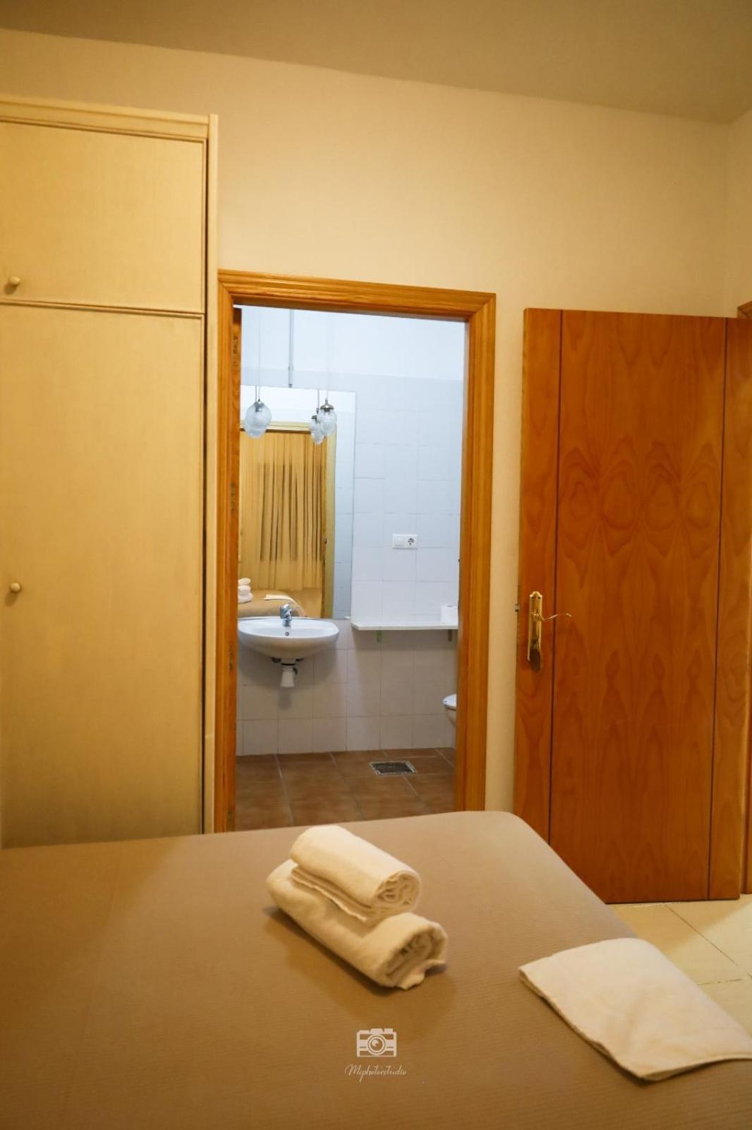 Hospedium Dlj Hostal Ben Nassar Архона Экстерьер фото